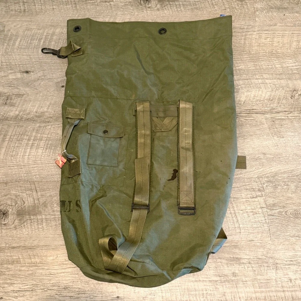 Vintage US Military Nylon Duffel Bag Type II Olive Drab DLA100-85-C-4151 36x24